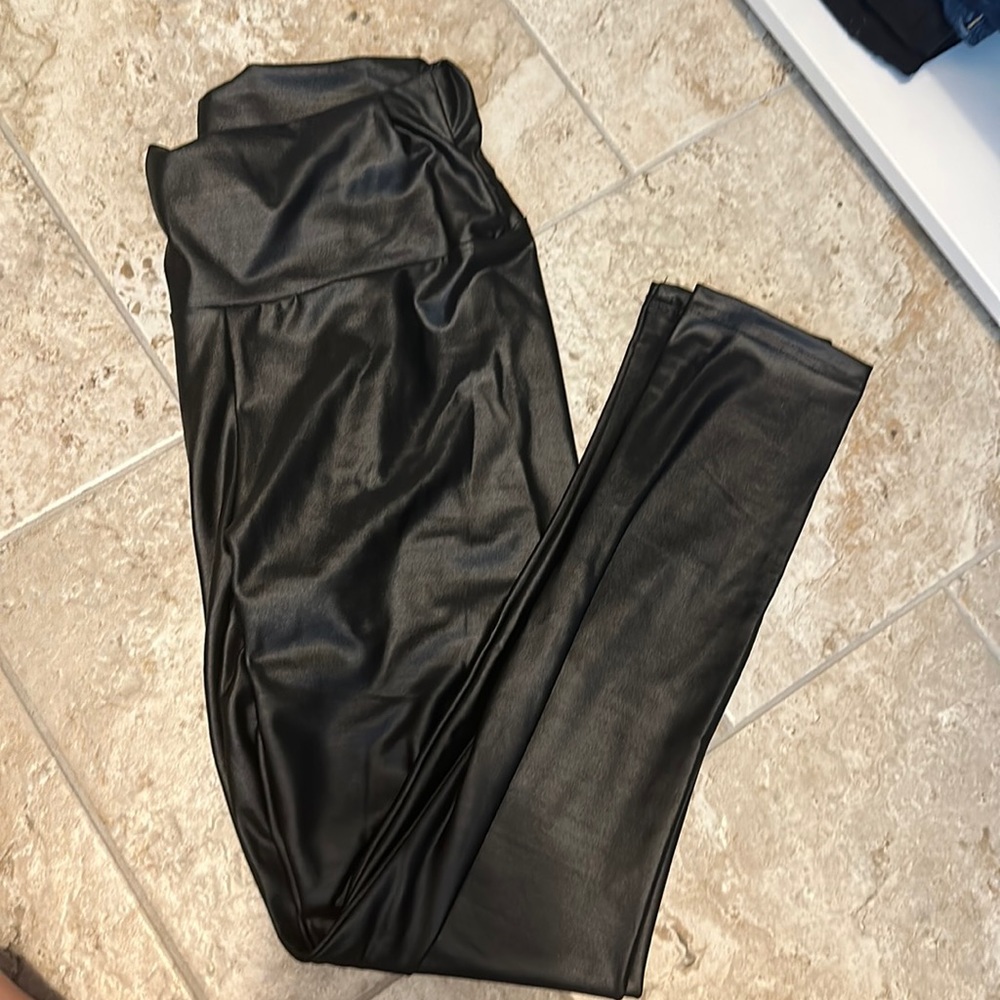 SHEIN faux leather leggings